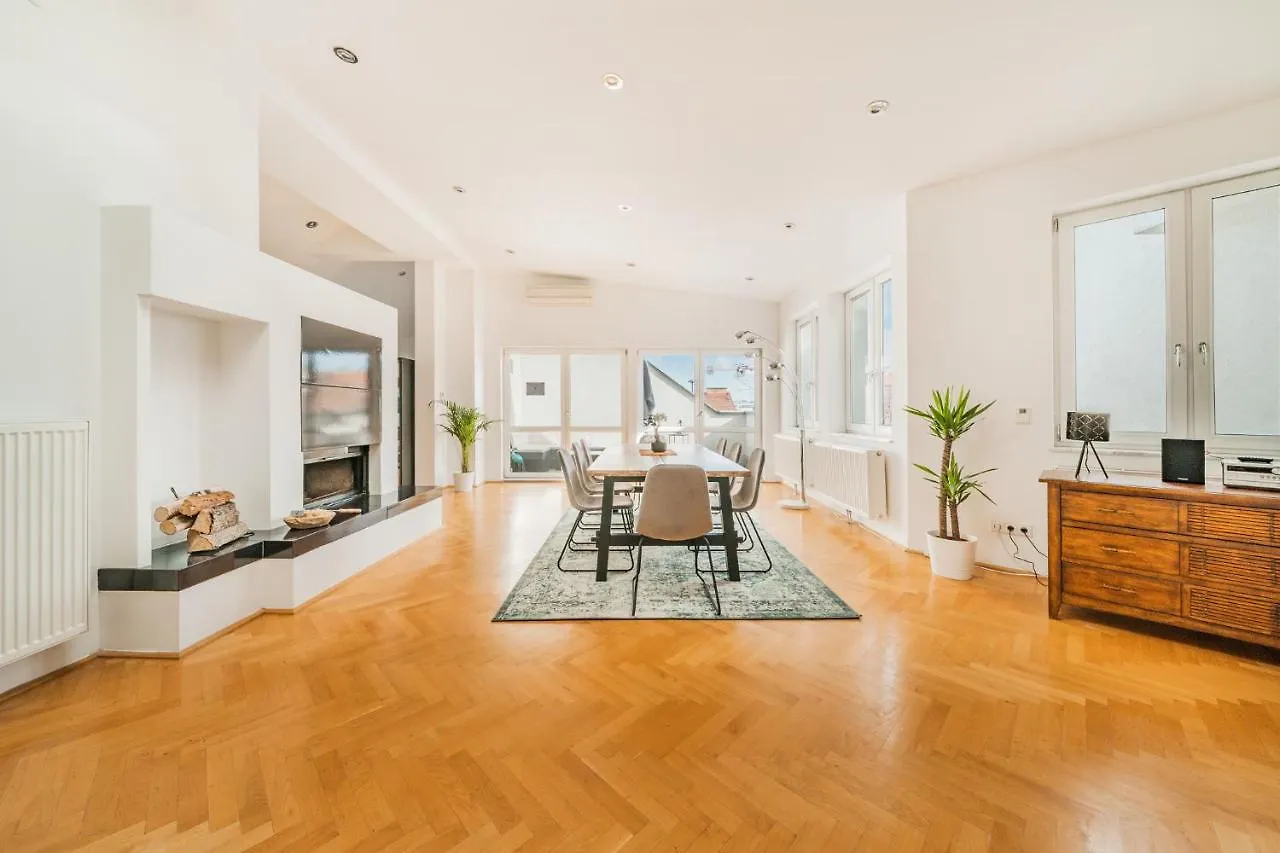 Penthouse Apartment - Sauna - Terrasse - Kamin - Ac Wien